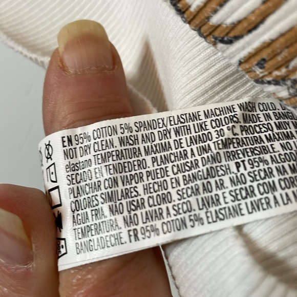 Forever 21 cotton/spandex Fearless Tour Rock & Roll long sleeve crop top, Size S - Picture 7 of 7